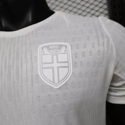 Camiseta de fútbol versión jugador visitante de Noruega Mundial 2026