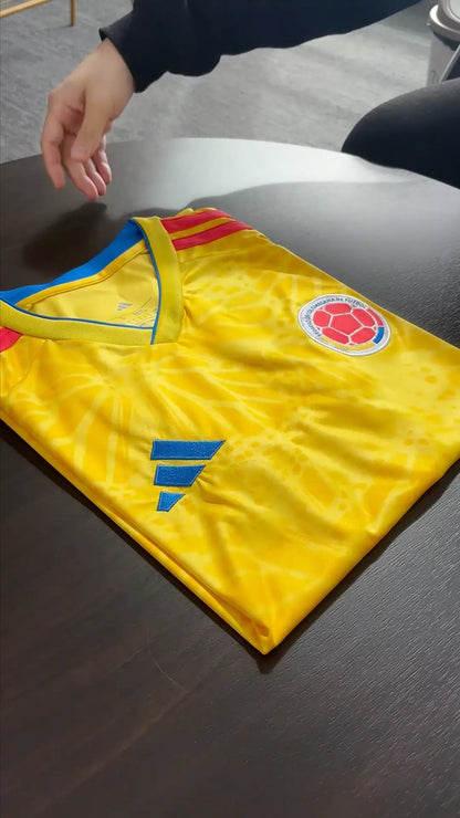 Maillot domicile de la Colombie pour la Coupe du Monde 2026