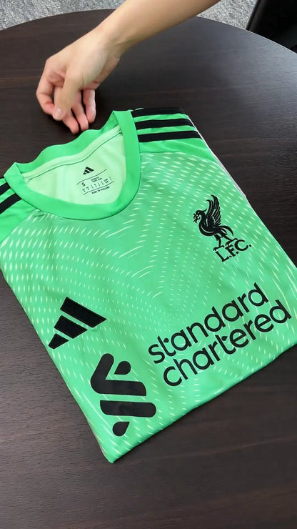 Liverpool Goalkeeper Soccer Jersey 2025/26 Green