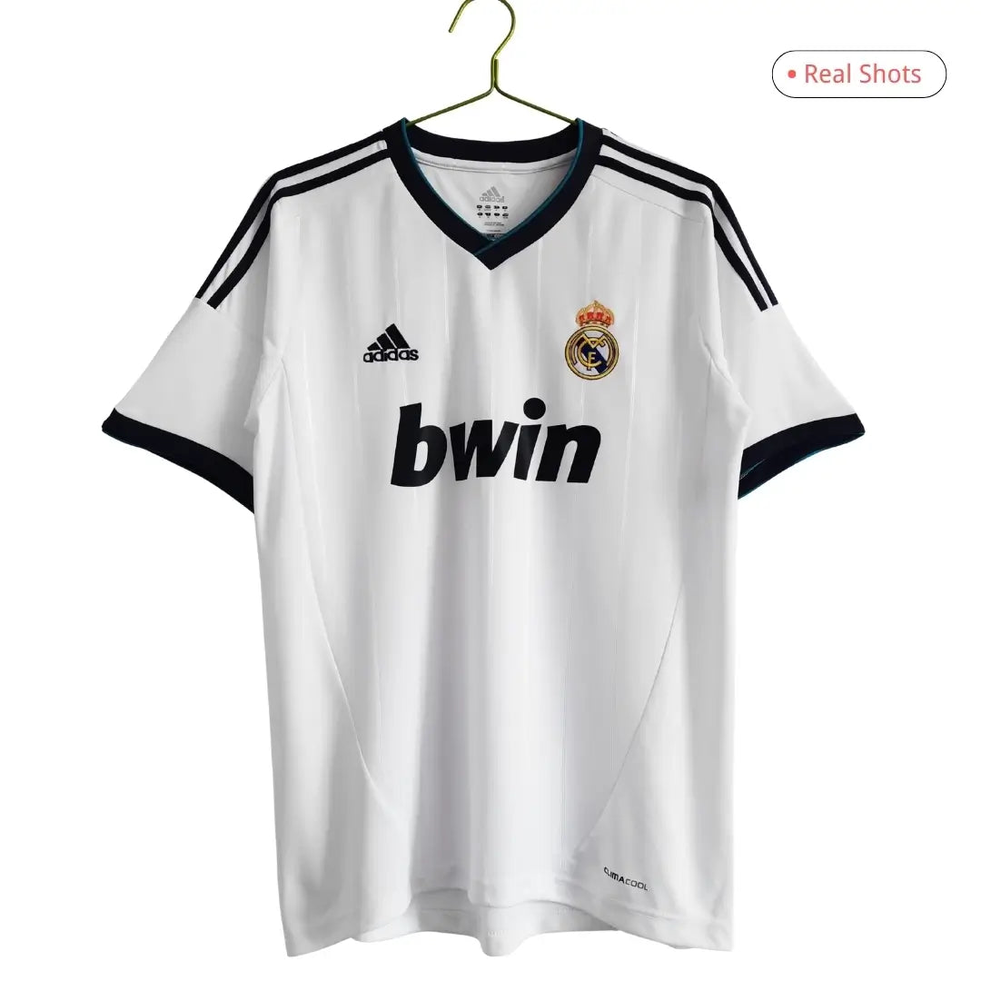 Maillot de football rétro domicile du Real Madrid 2012/13