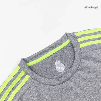 Maillot de football rétro extérieur du Real Madrid 2015/16